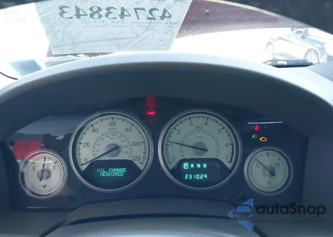 2009 Chrysler Town & Country Touring из США, поврежденный, VIN 2A8HR54169R507800